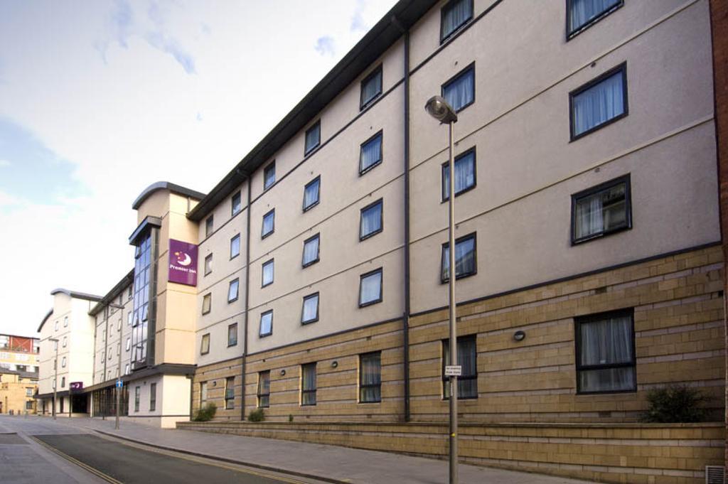 Premier Inn Liverpool City Centre - Moorfields Exterior foto