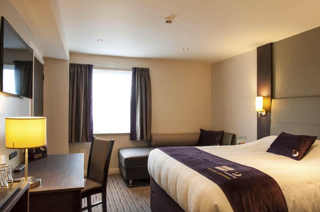 Premier Inn Liverpool City Centre - Moorfields Exterior foto