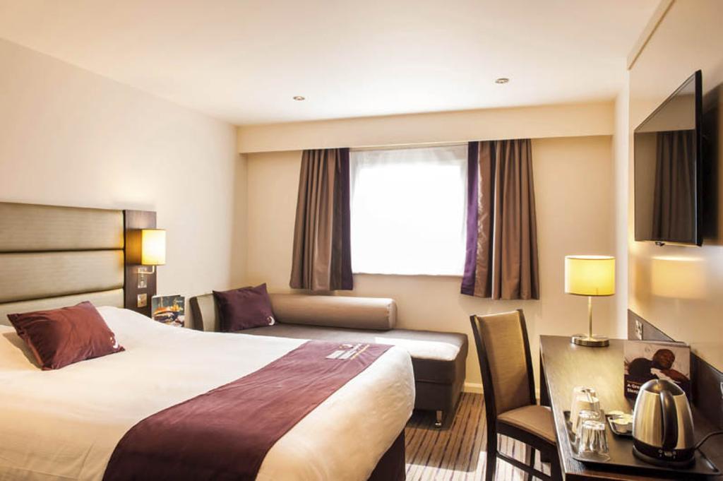 Premier Inn Liverpool City Centre - Moorfields Exterior foto