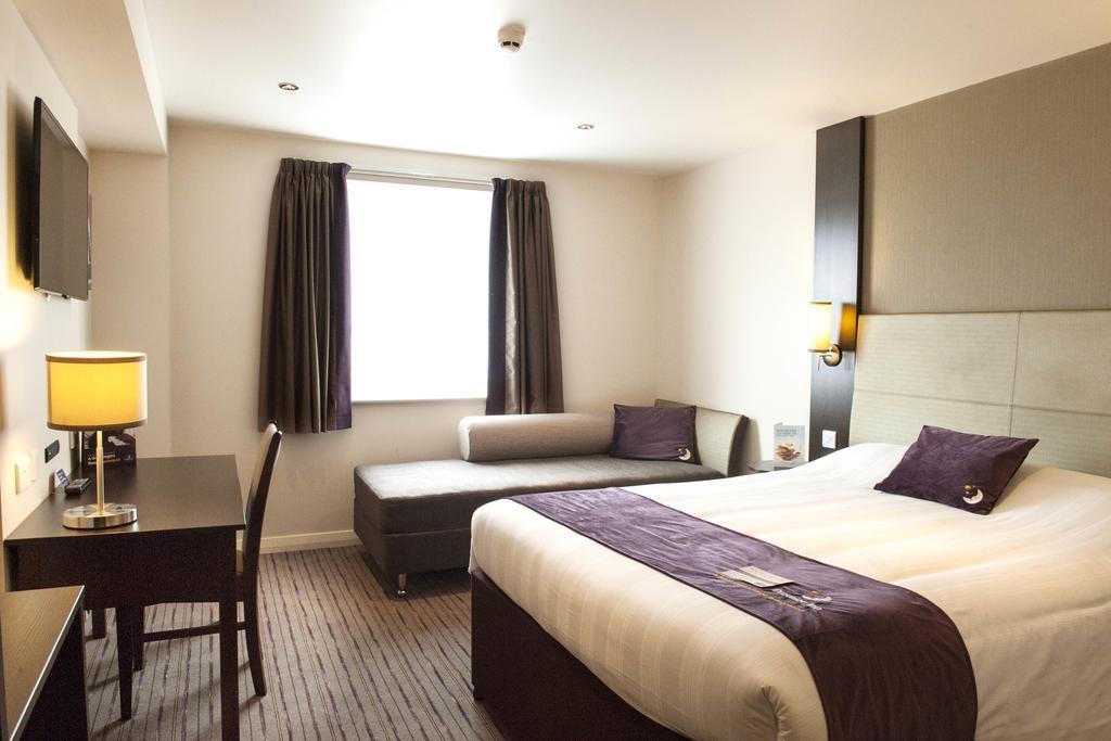 Premier Inn Liverpool City Centre - Moorfields Exterior foto
